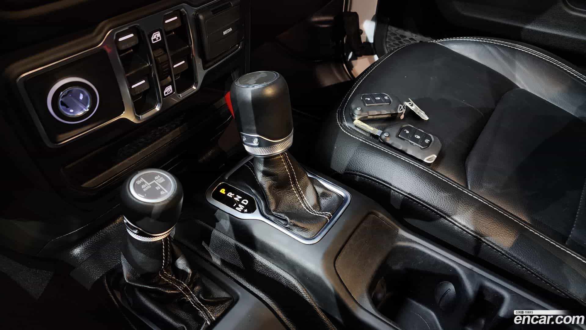 Wrangler Jeep 2022.9-INNER-009