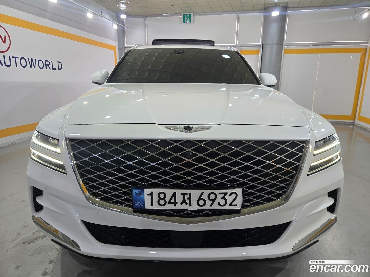 Main__Slider__Photo:GV80 Genesis 2021.11-0