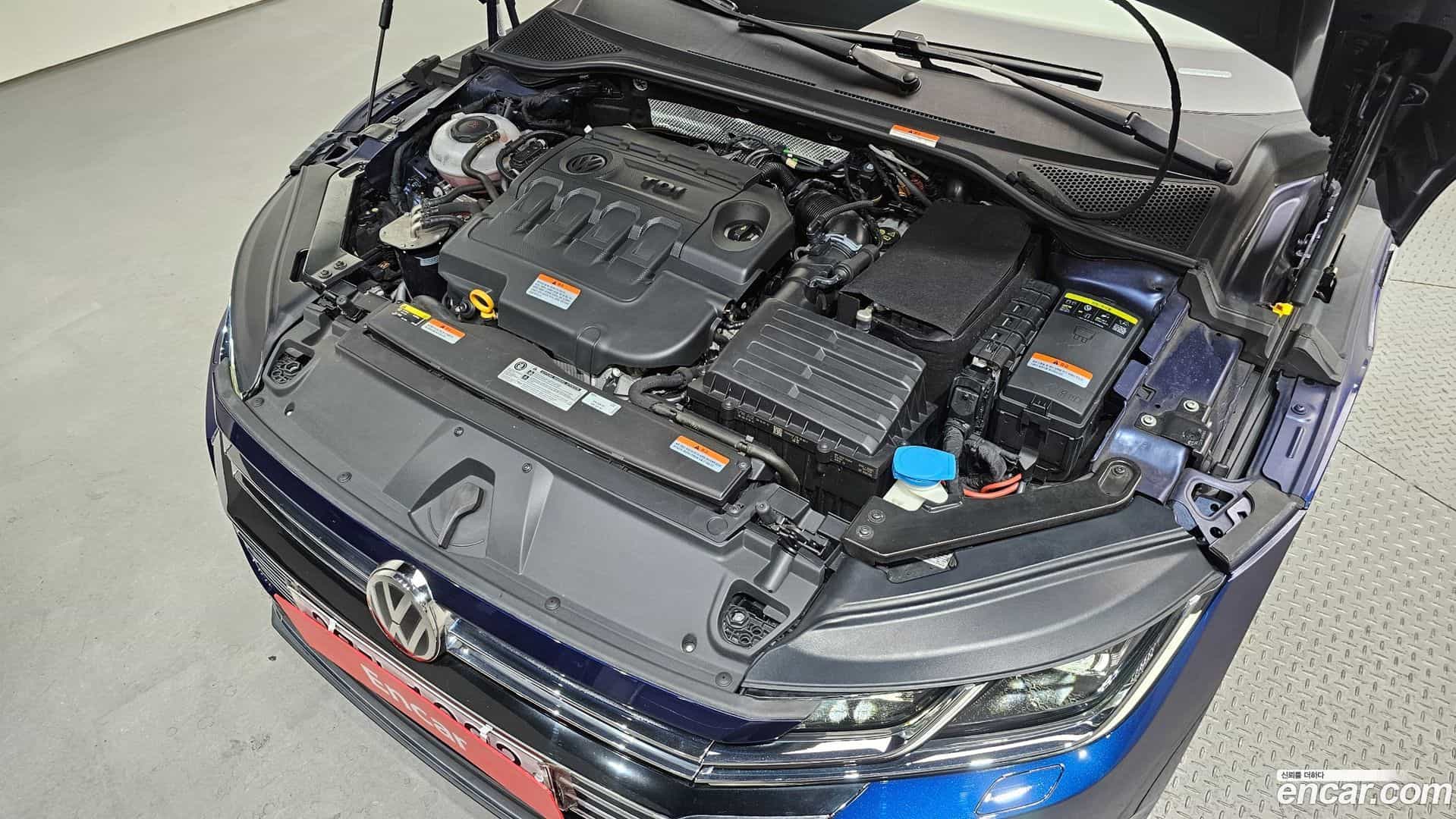 Arteon Volkswagen 2018.11-INNER-006