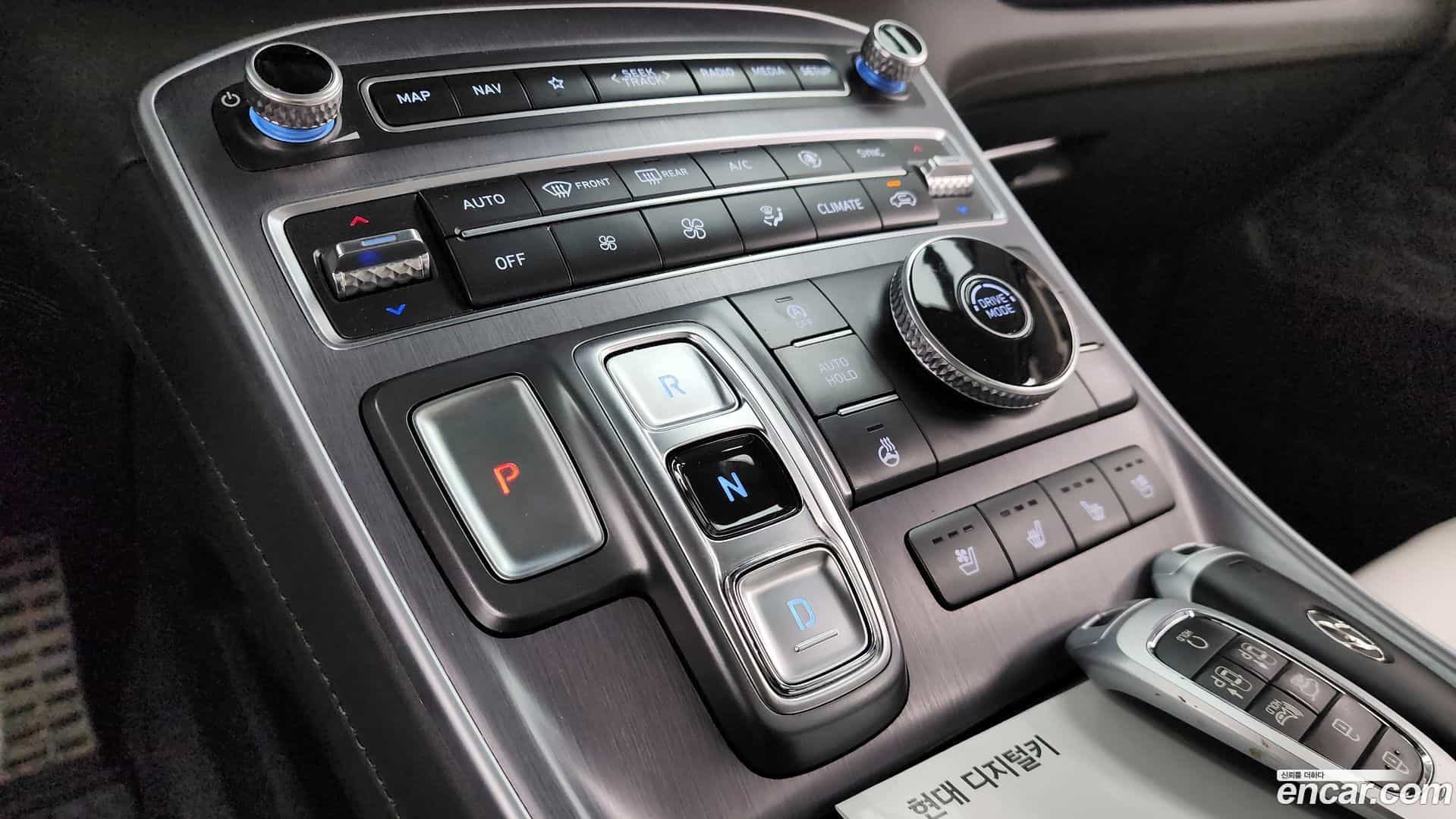 Santafe Hyundai 2022.10-INNER-009