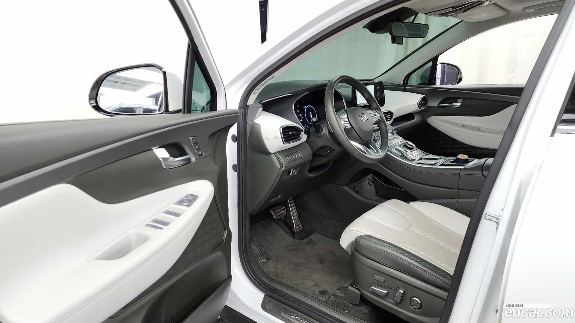Santafe Hyundai 2022.10-INNER-010