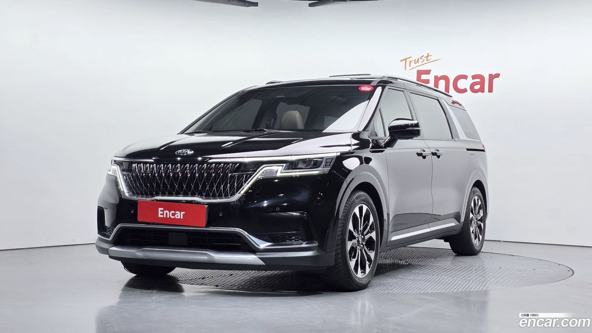 Main__Slider__Photo:Canival Kia 2021.2-0