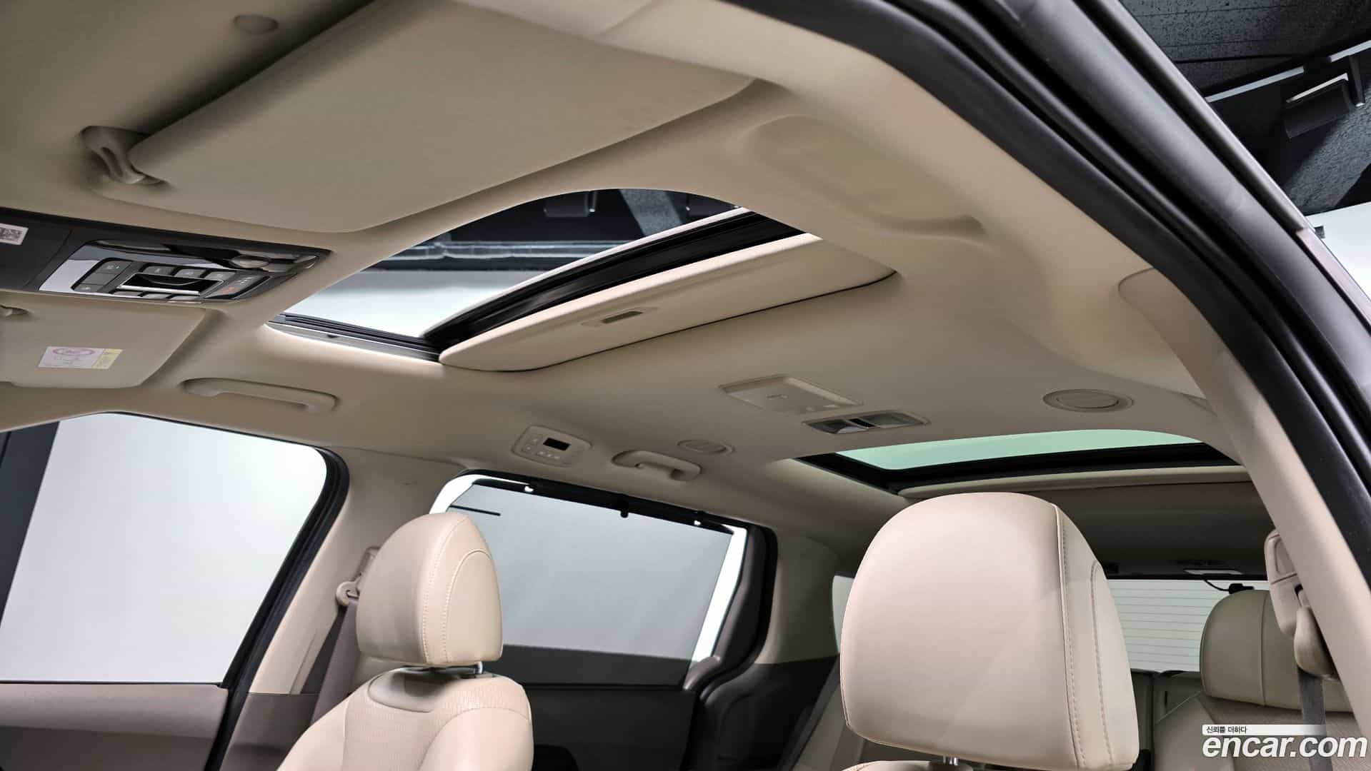 Canival Kia 2021.2-OPTION-023