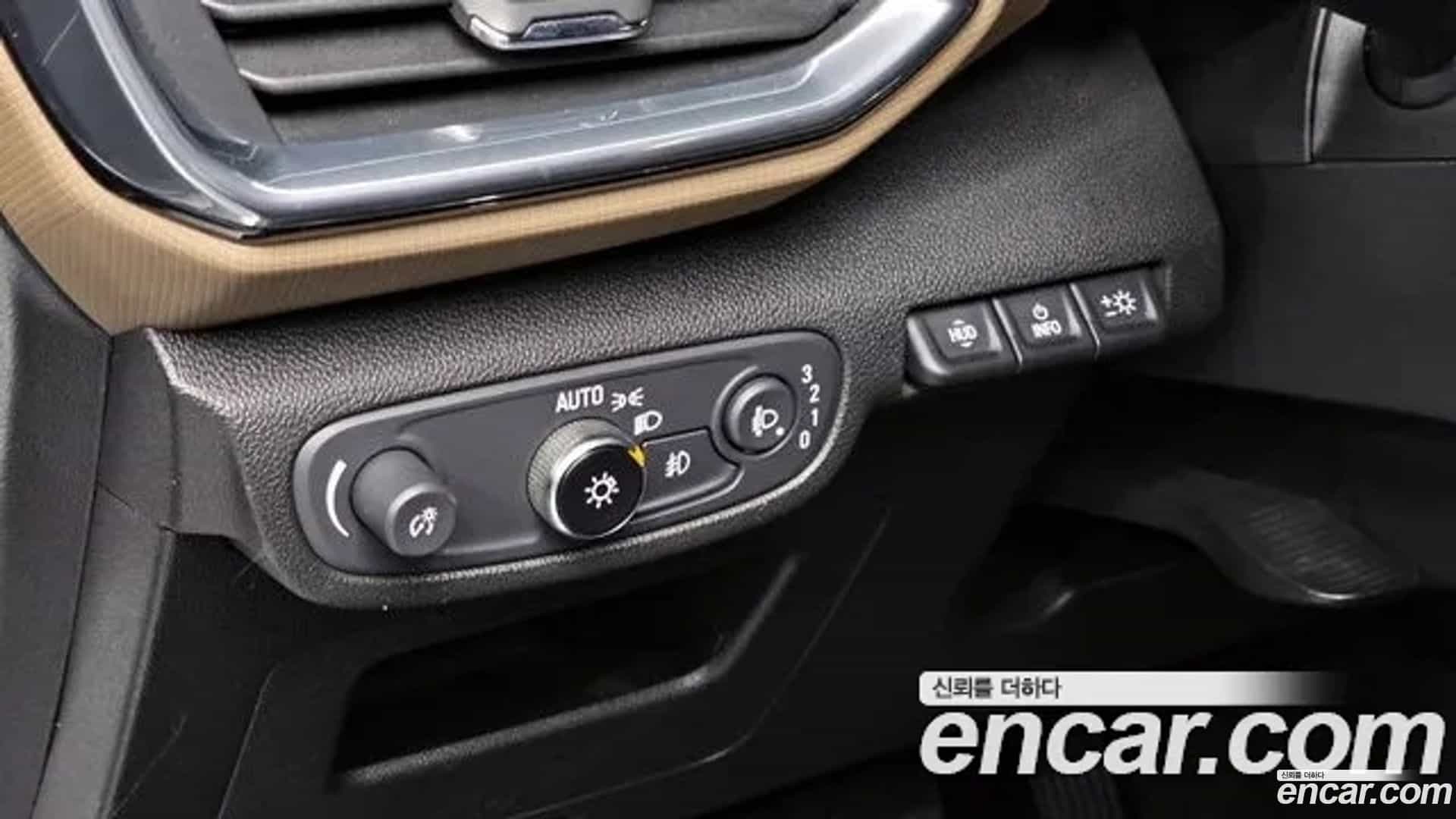Trailblazer Chevrolet 2020.3-OPTION-020