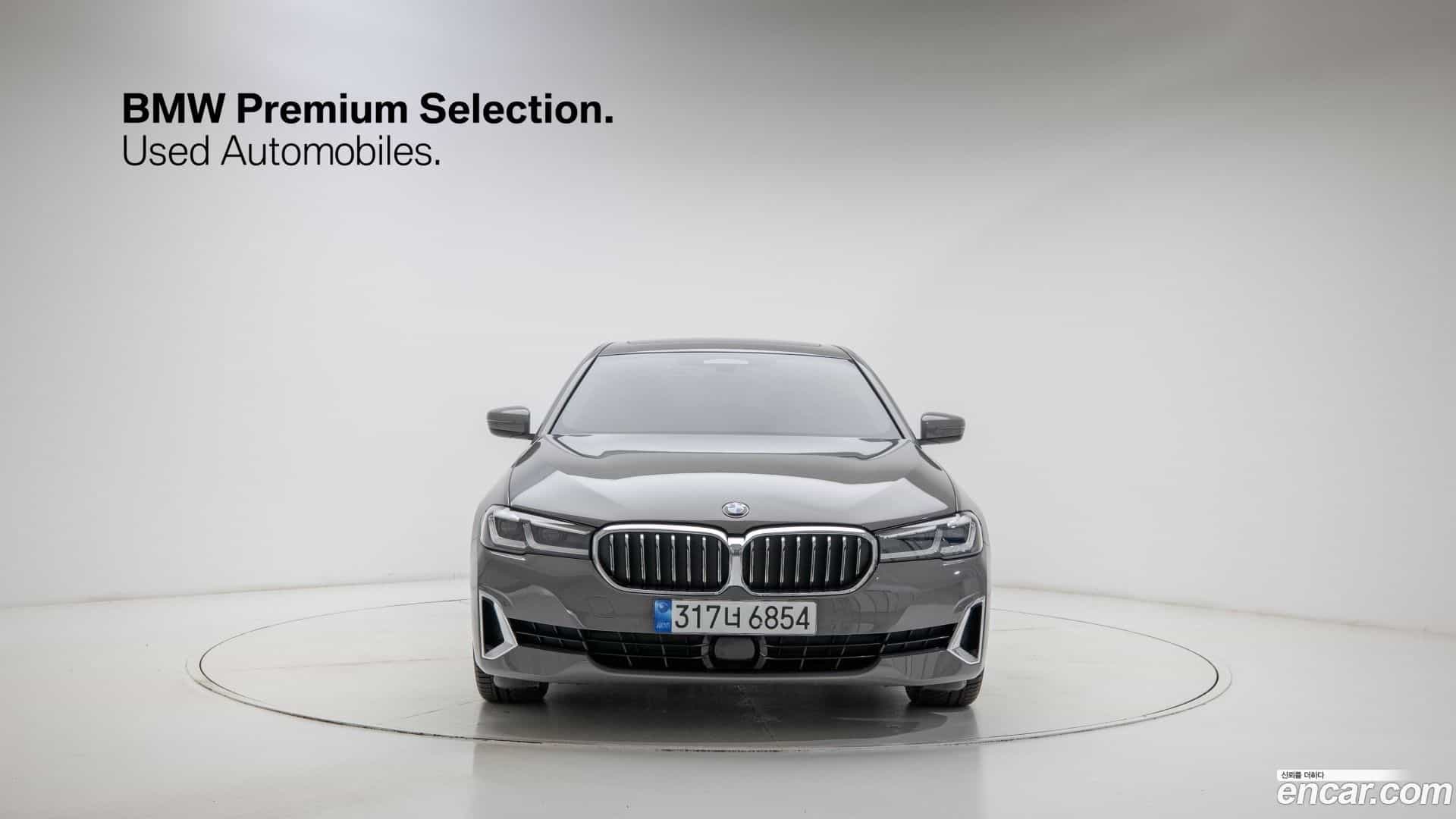 5-Series BMW 2022.3-OUTER-003