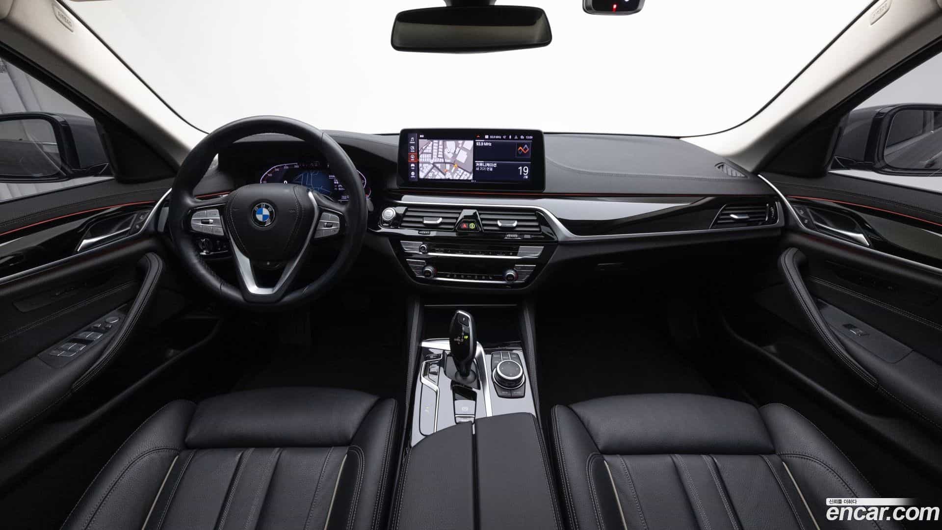5-Series BMW 2022.3-INNER-007