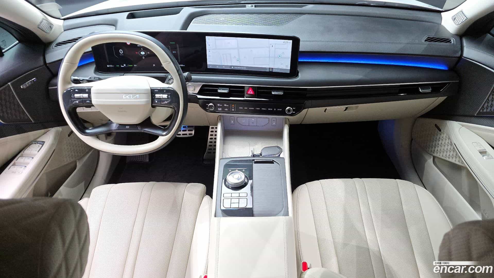 K8 Kia 2025.0-INNER-007