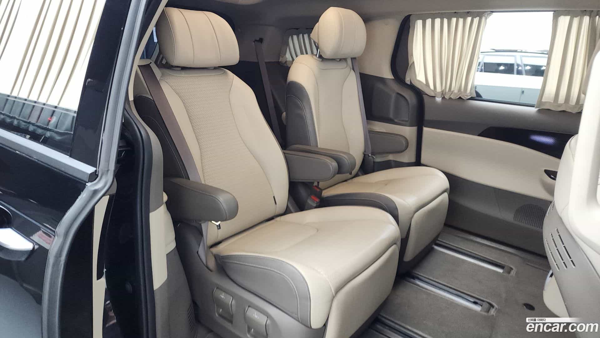 Canival Kia 2022.7-OPTION-016