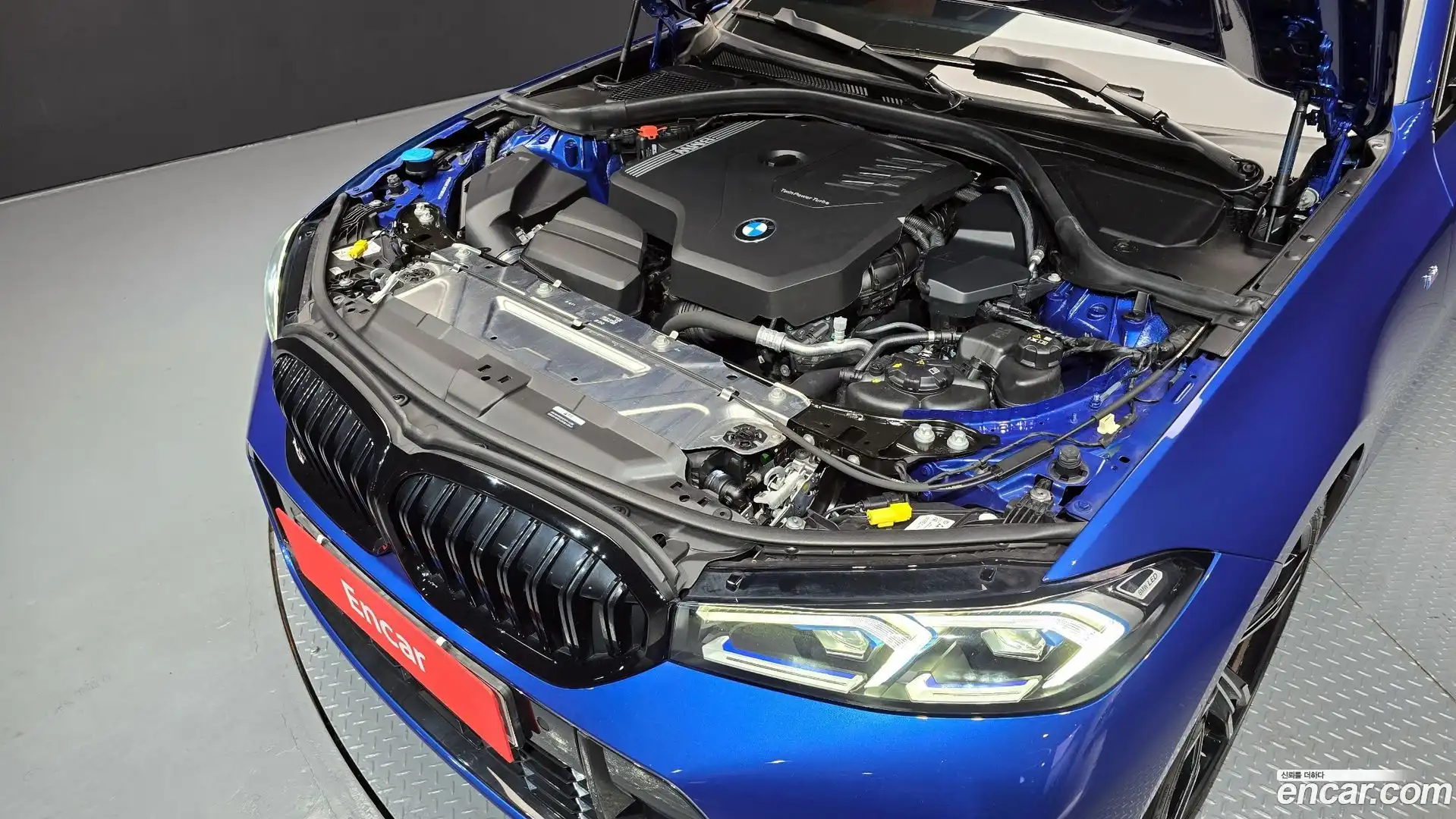 3-Series BMW 2023.4-OUTER-006