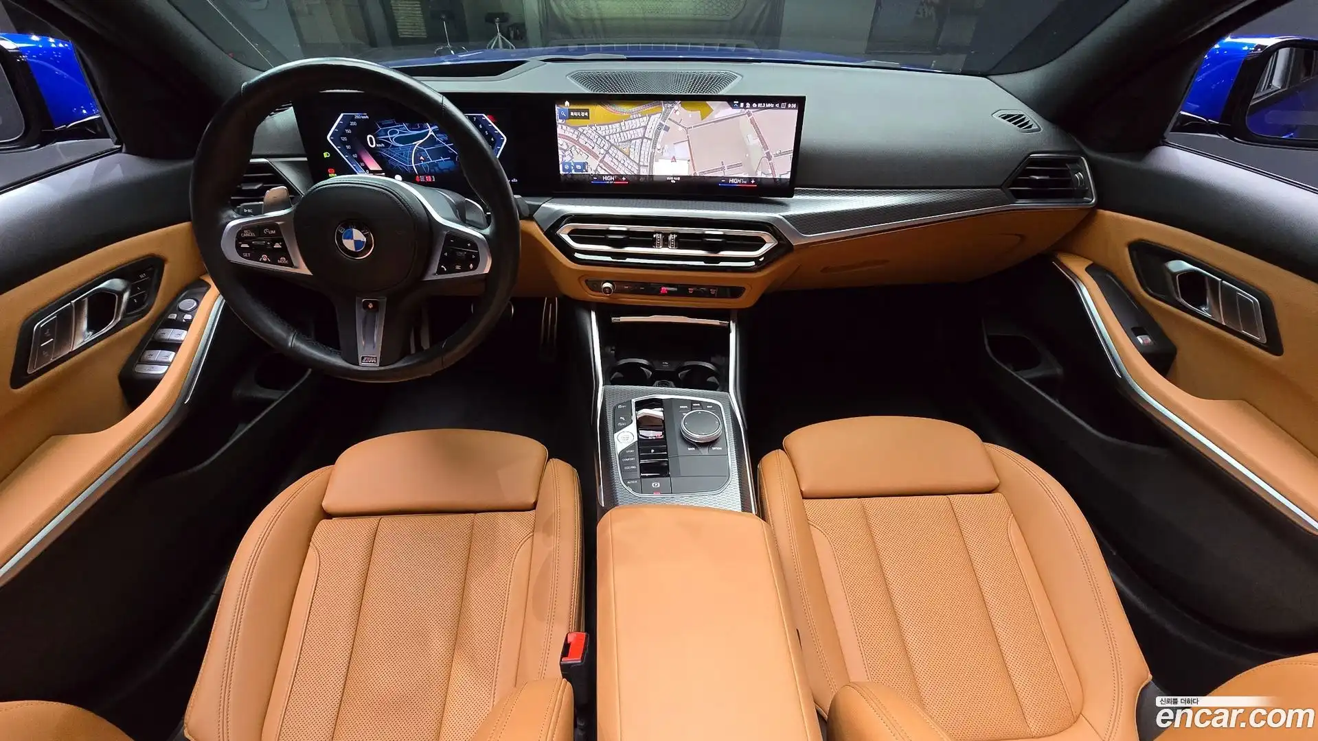 3-Series BMW 2023.4-INNER-007
