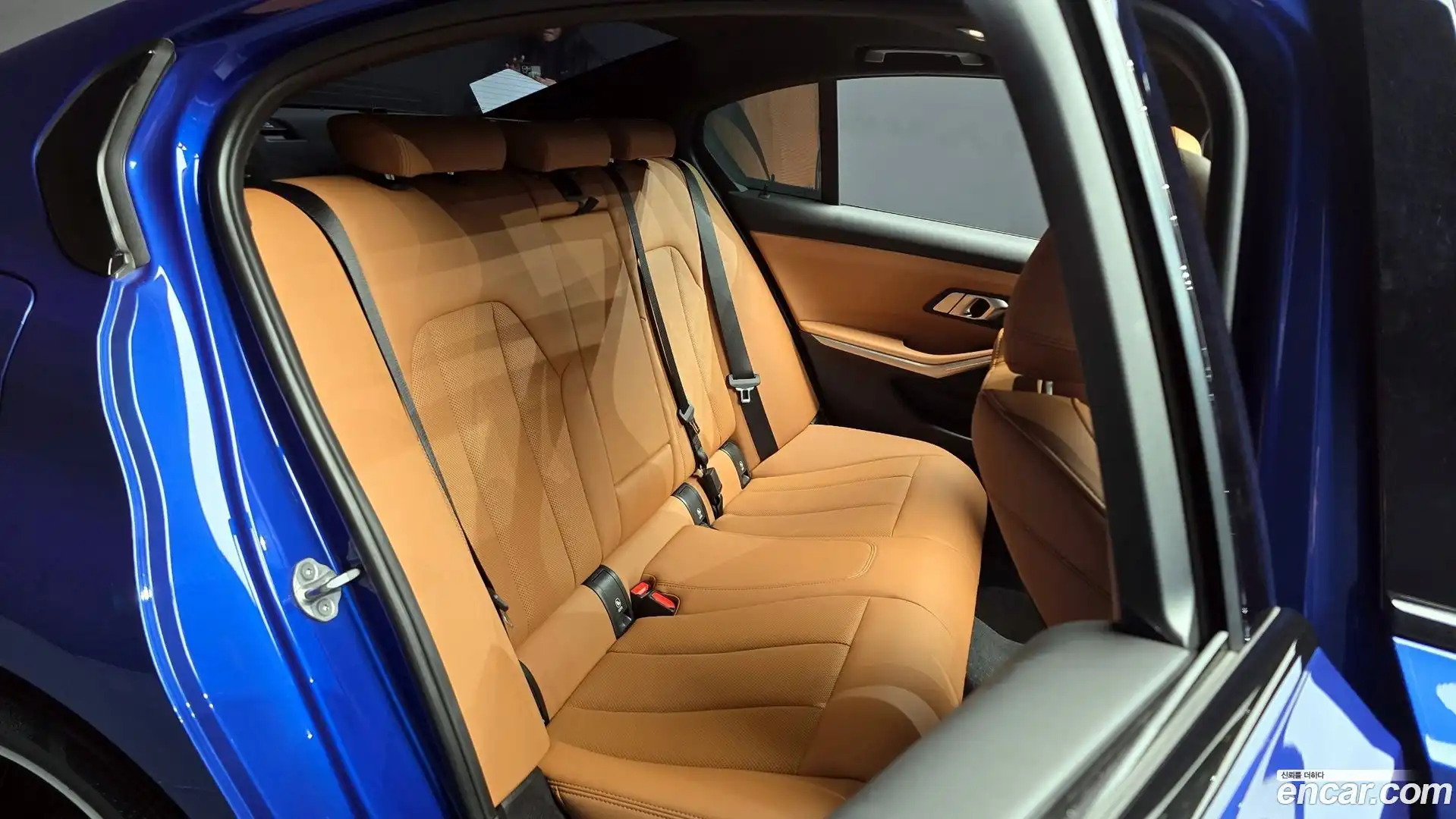 3-Series BMW 2023.4-OPTION-016