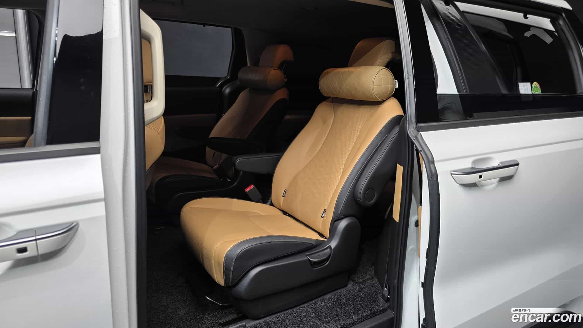 Canival Kia 2023.0-OPTION-016