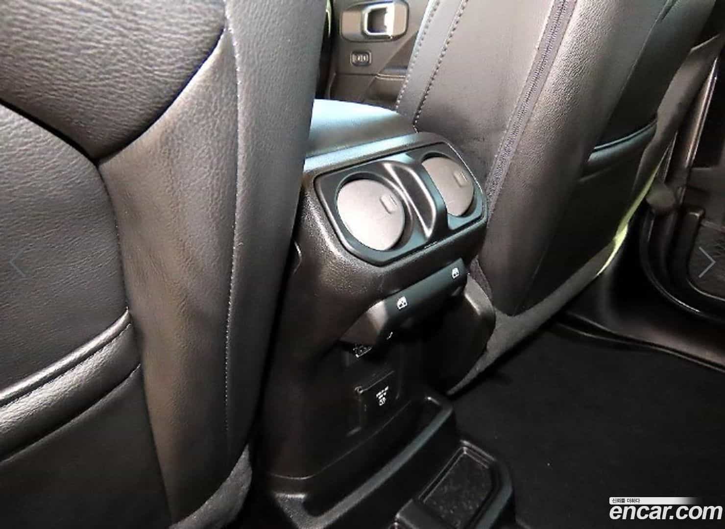 Wrangler Jeep 2019.11-OPTION-021