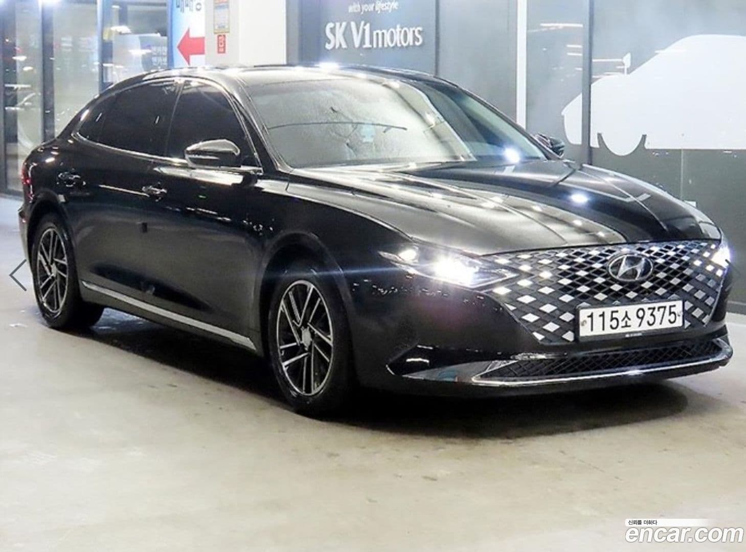 Main__Slider__Photo:Grandeur Hyundai 2020.7-0