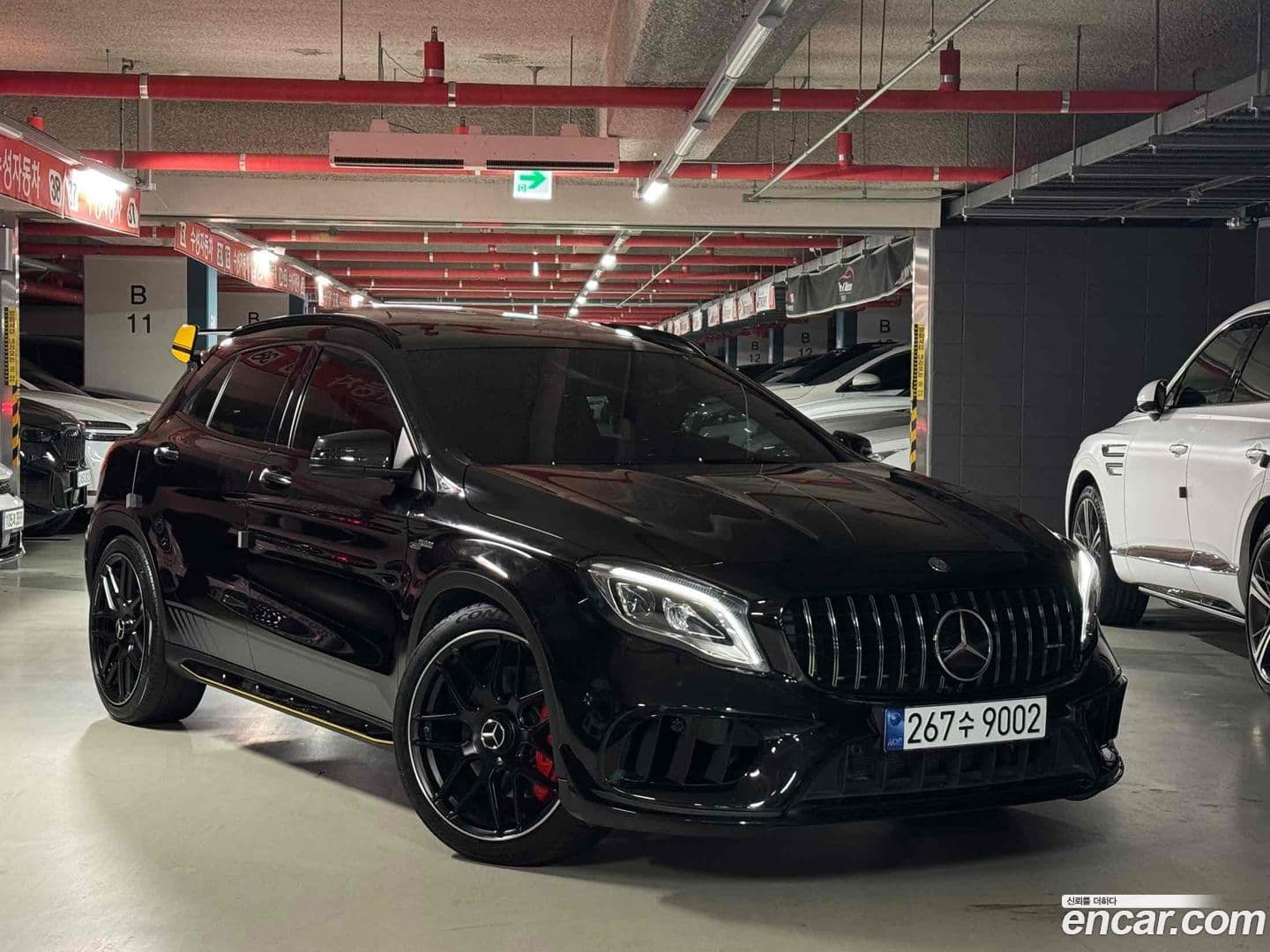 Main__Slider__Photo:GLA-Class Mercedes-Benz 2017.11-0