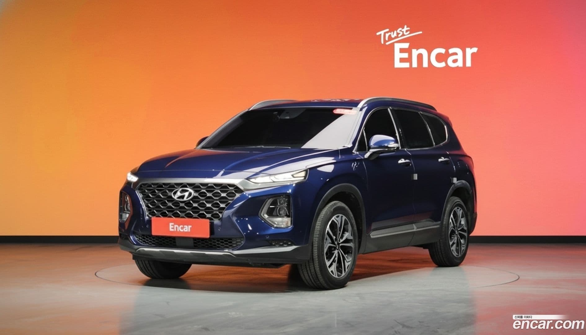 Main__Slider__Photo:Santafe Hyundai 2018.11-0