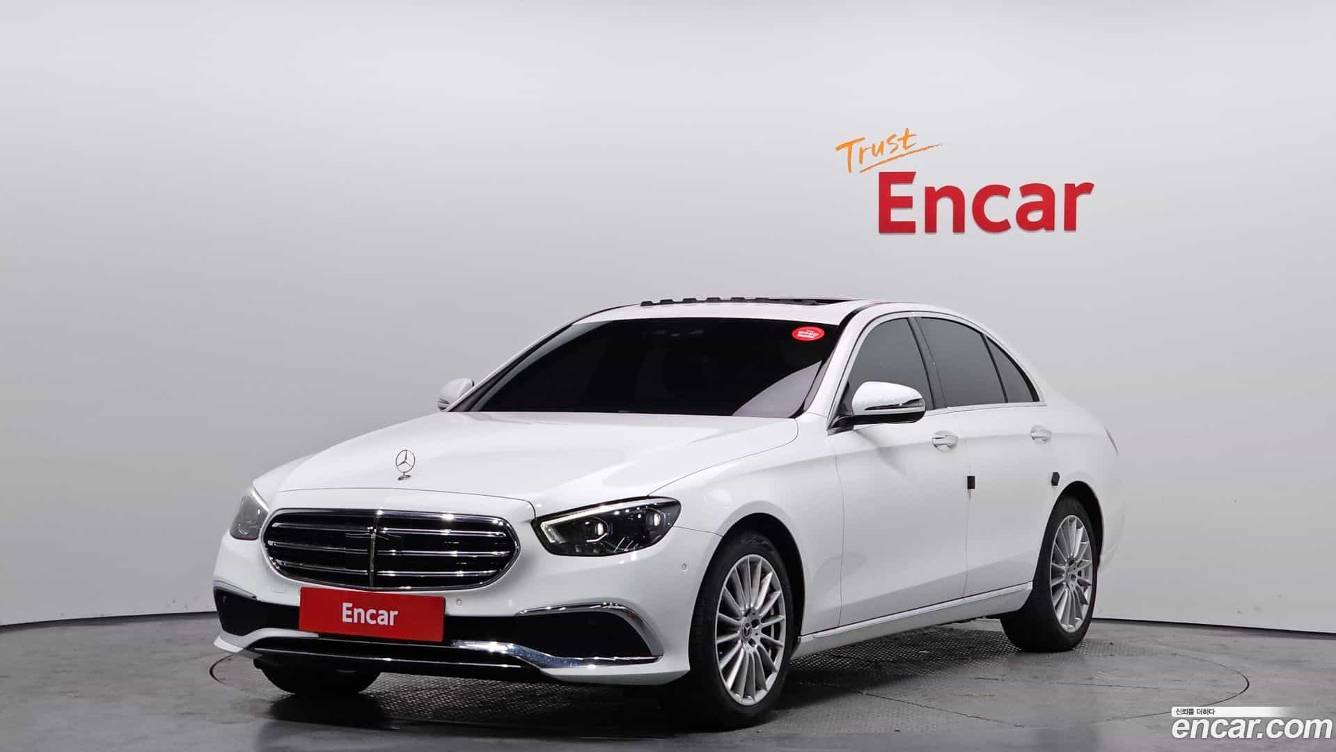 E-Class Mercedes-Benz 2021.0-OUTER-001