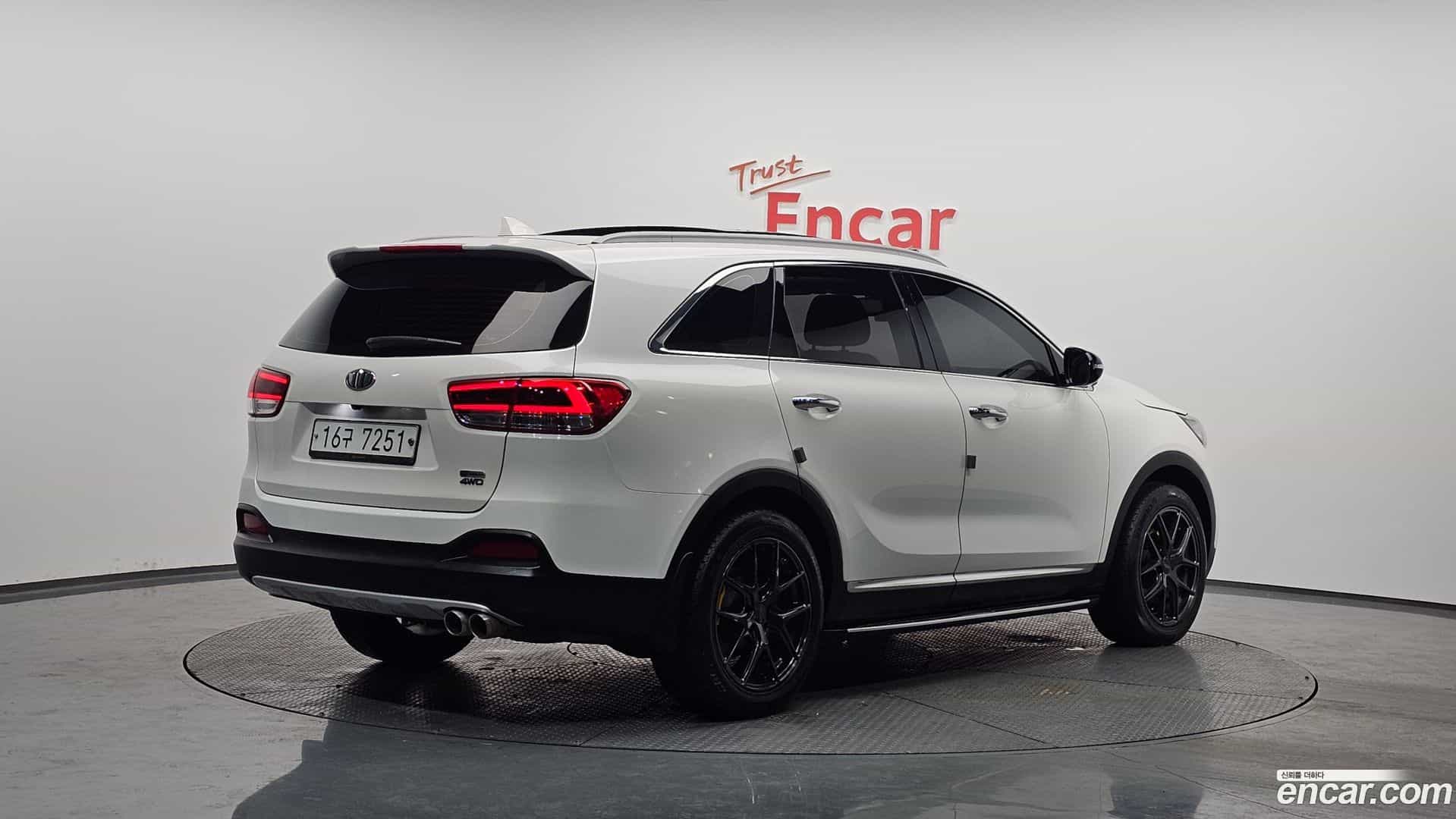 Sorento Kia 2015.6-OUTER-002