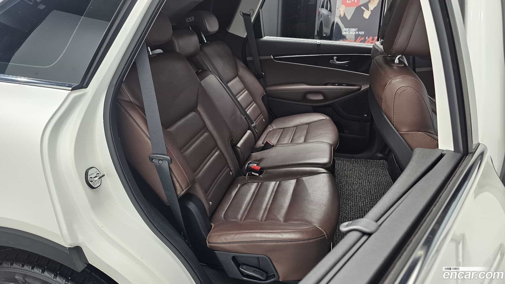 Sorento Kia 2015.6-OPTION-016