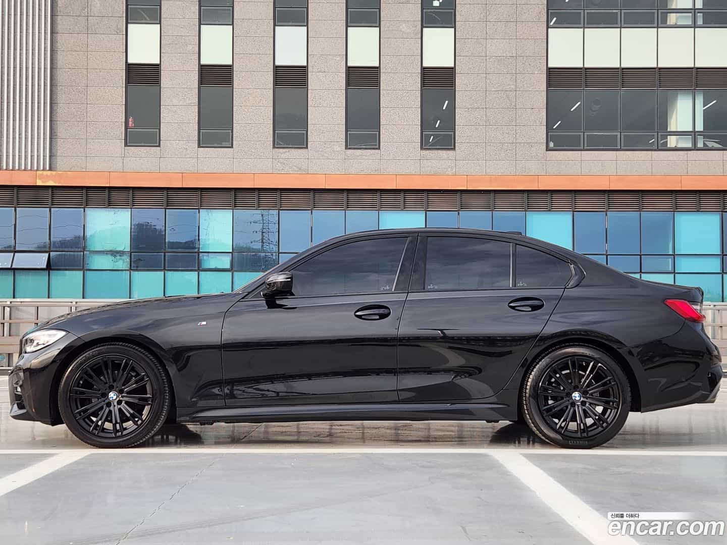 3-Series BMW 2019.6-OUTER-003