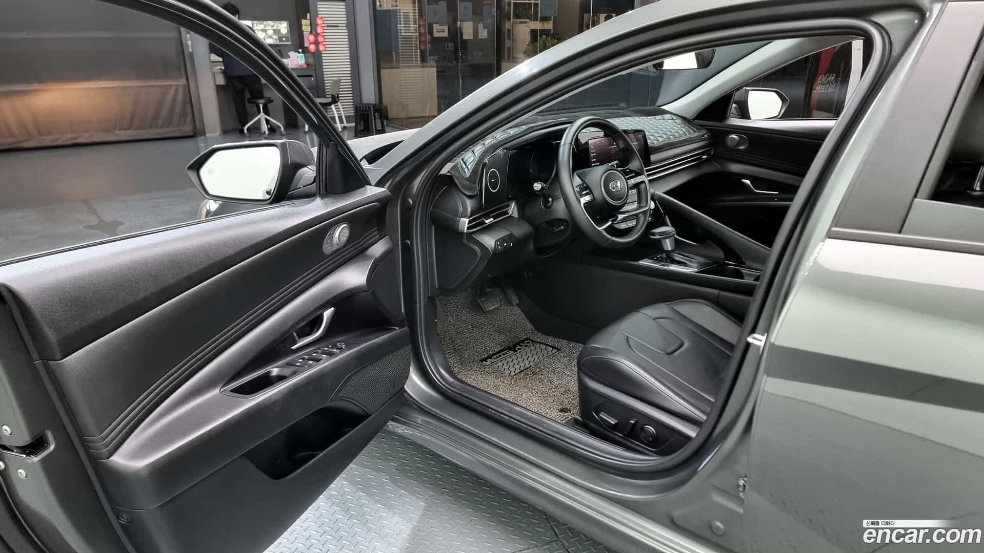 AVANTE Hyundai 2021.1-OPTION-015