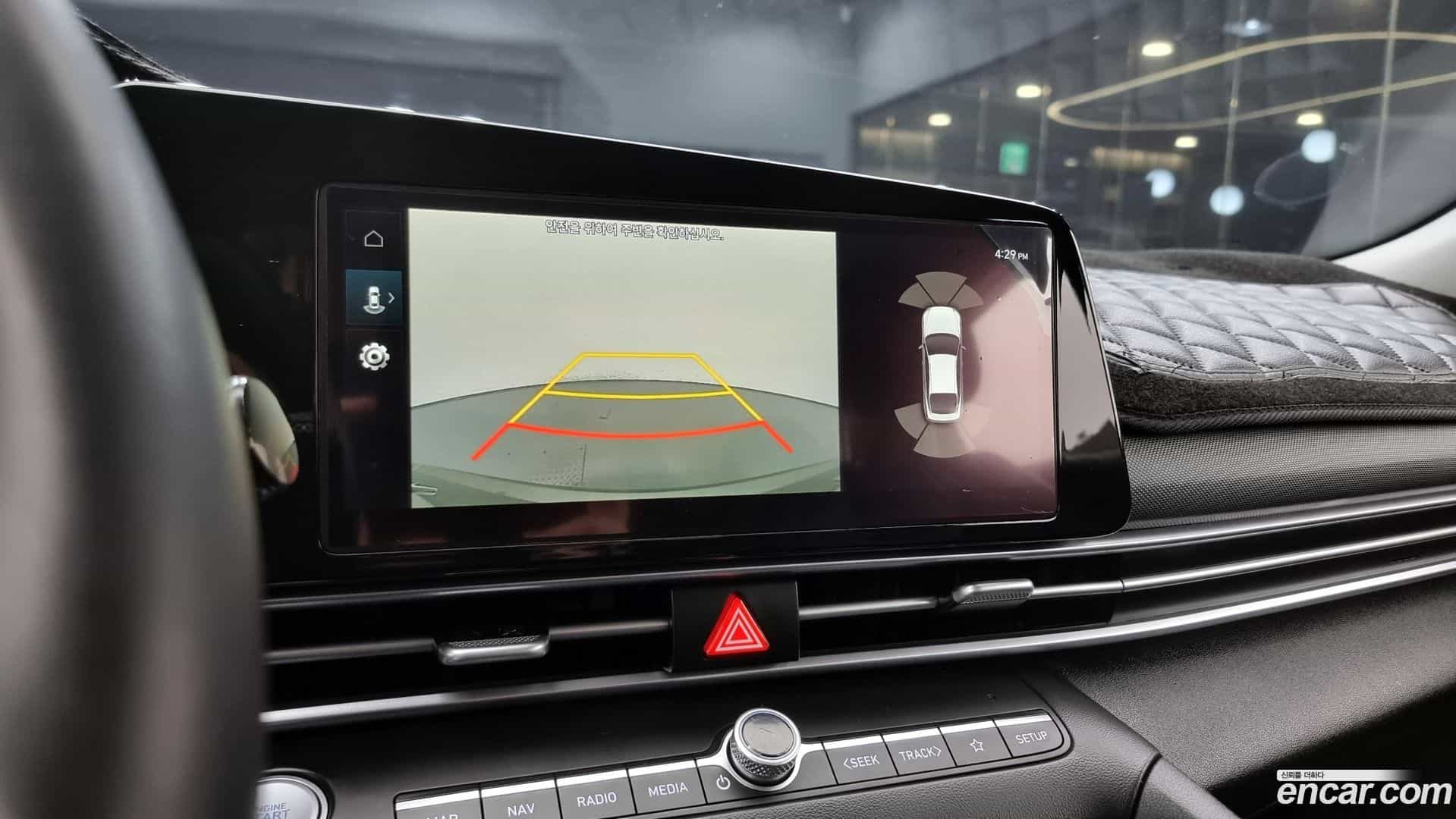 AVANTE Hyundai 2021.1-OPTION-018