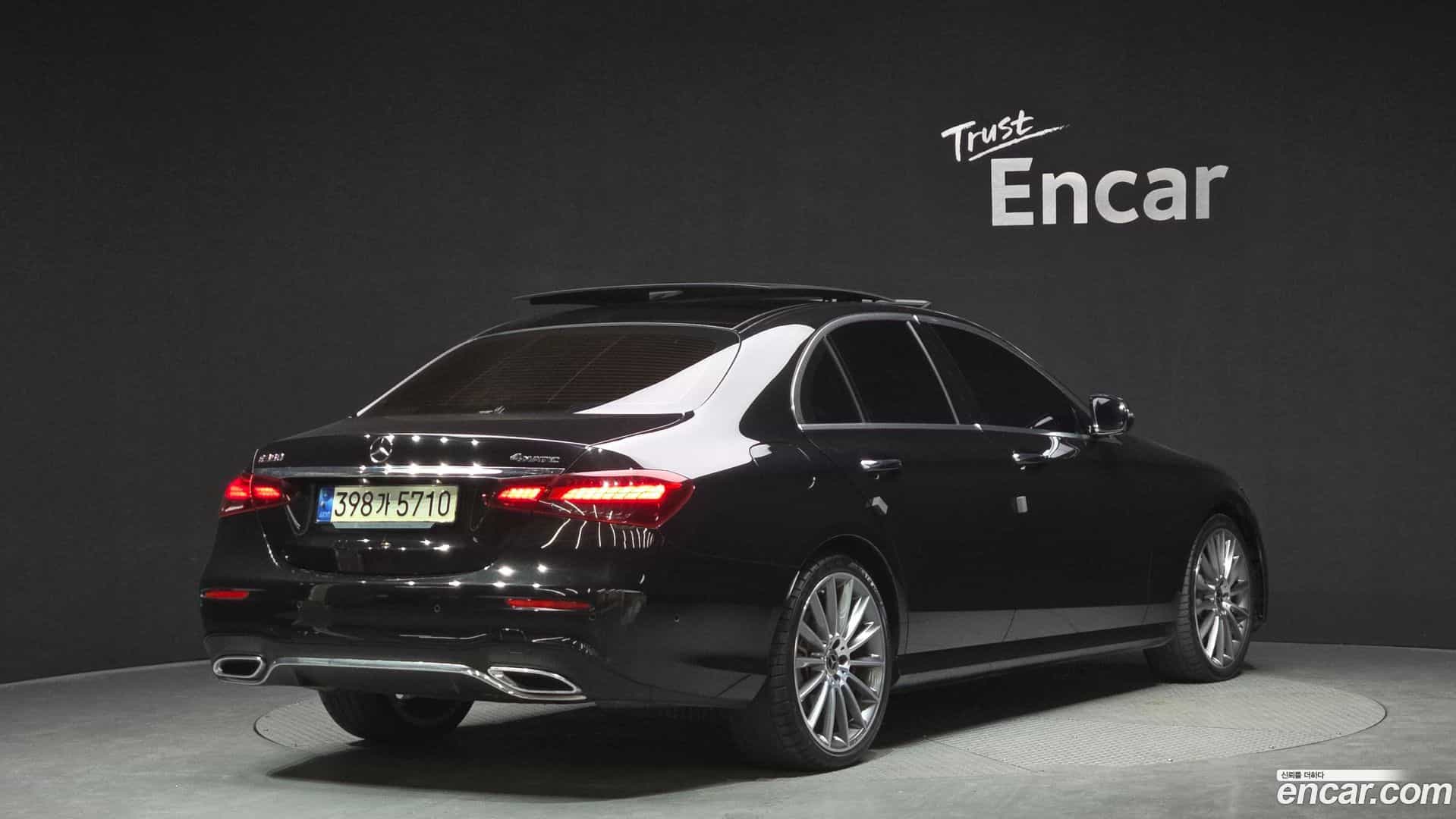 E-Class Mercedes-Benz 2021.2-OUTER-002