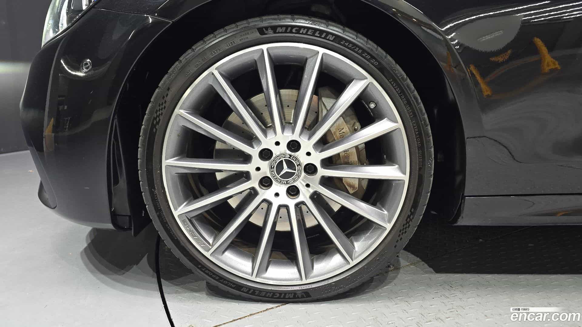 E-Class Mercedes-Benz 2021.2-OUTER-005