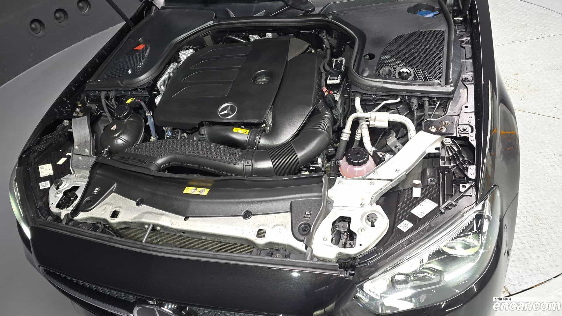 E-Class Mercedes-Benz 2021.2-INNER-006