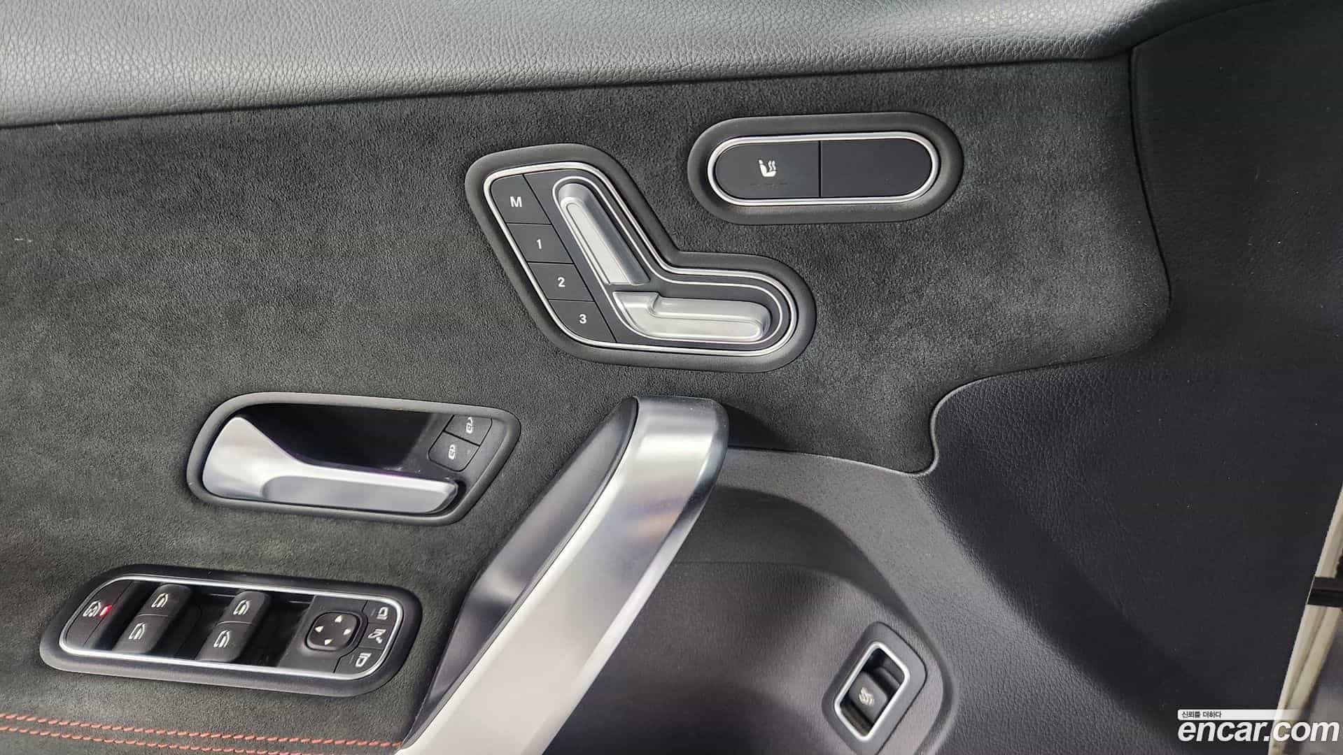 A-Class Mercedes-Benz 2021.8-OPTION-018