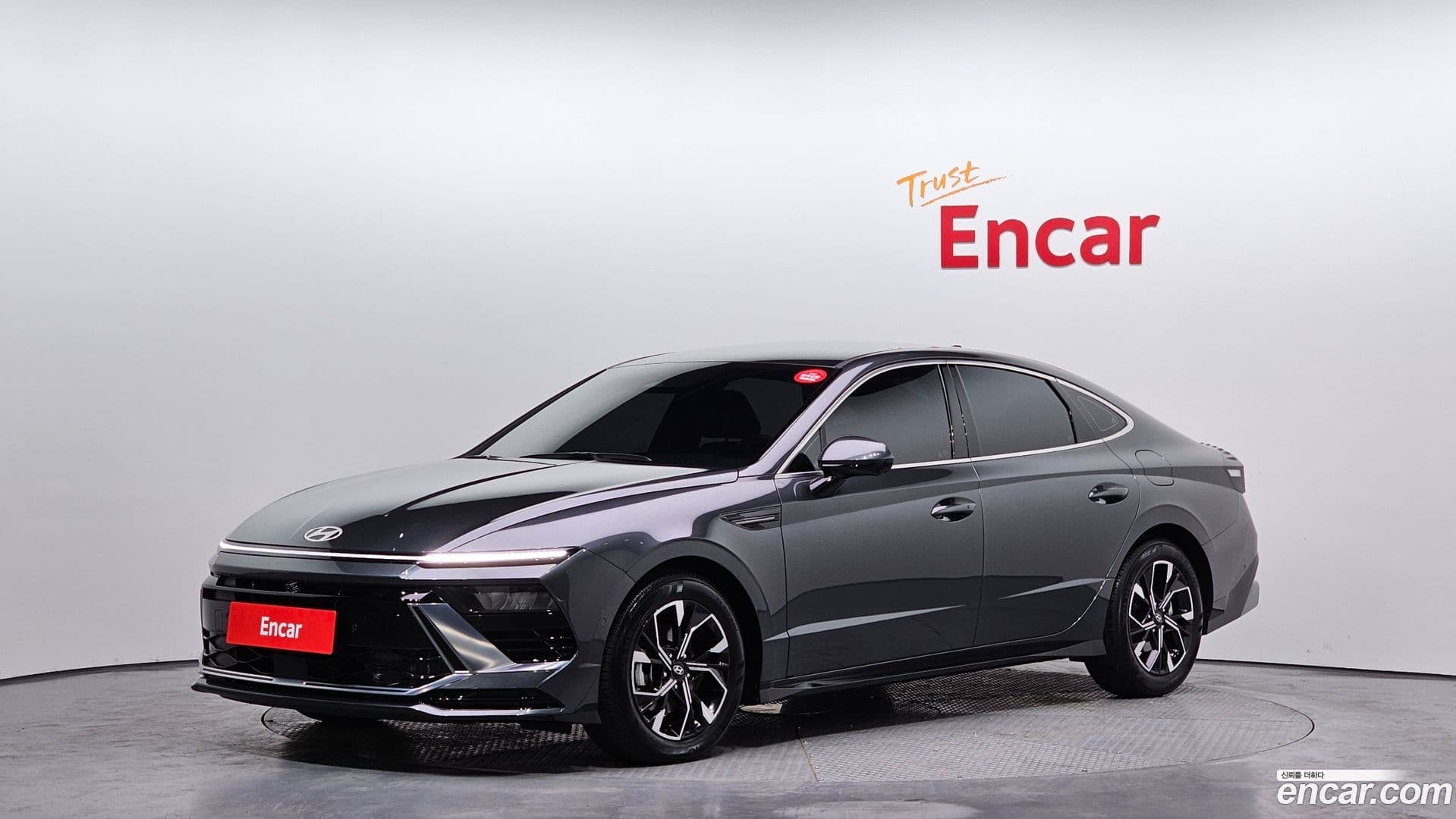 Main__Slider__Photo:Sonata Hyundai 2024.8-0