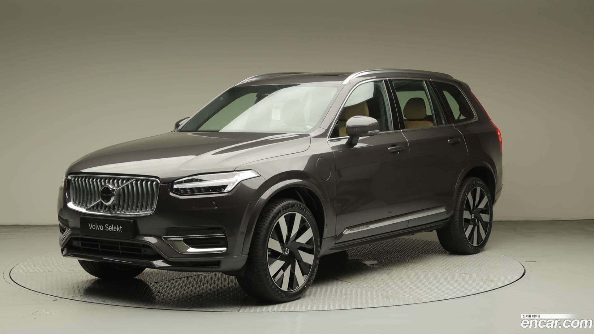 Main__Slider__Photo:XC90 Volvo 2024.11-0