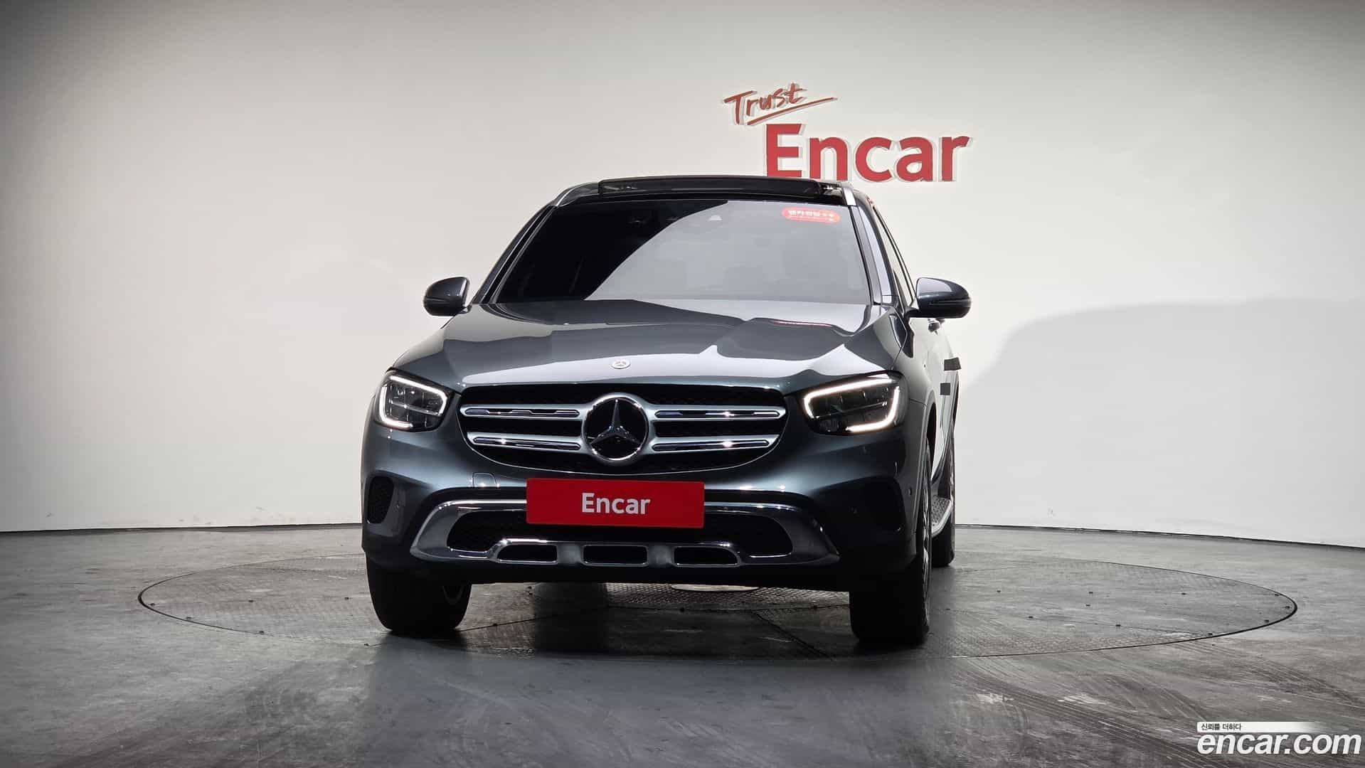 GLC-Class Mercedes-Benz 2021.8-OUTER-003