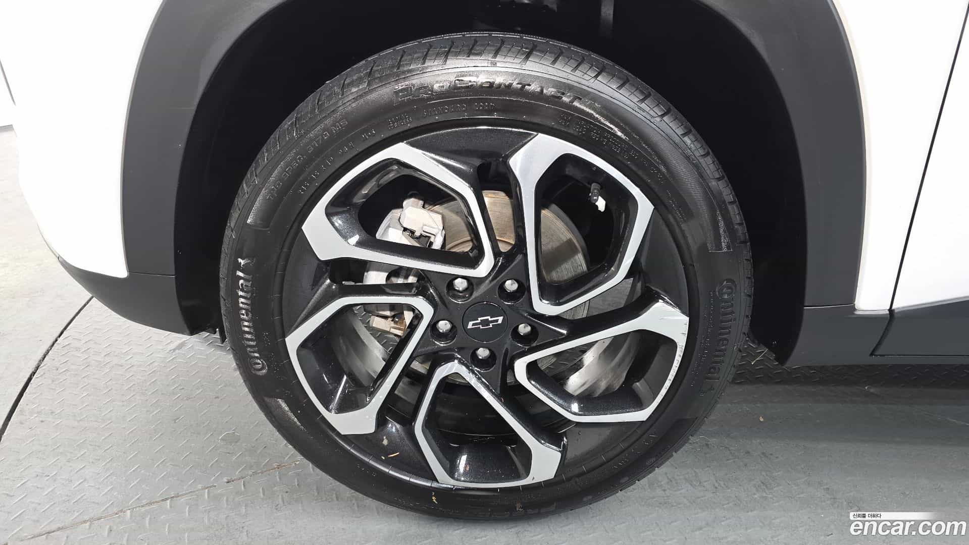Trax Chevrolet 2023.6-OUTER-005