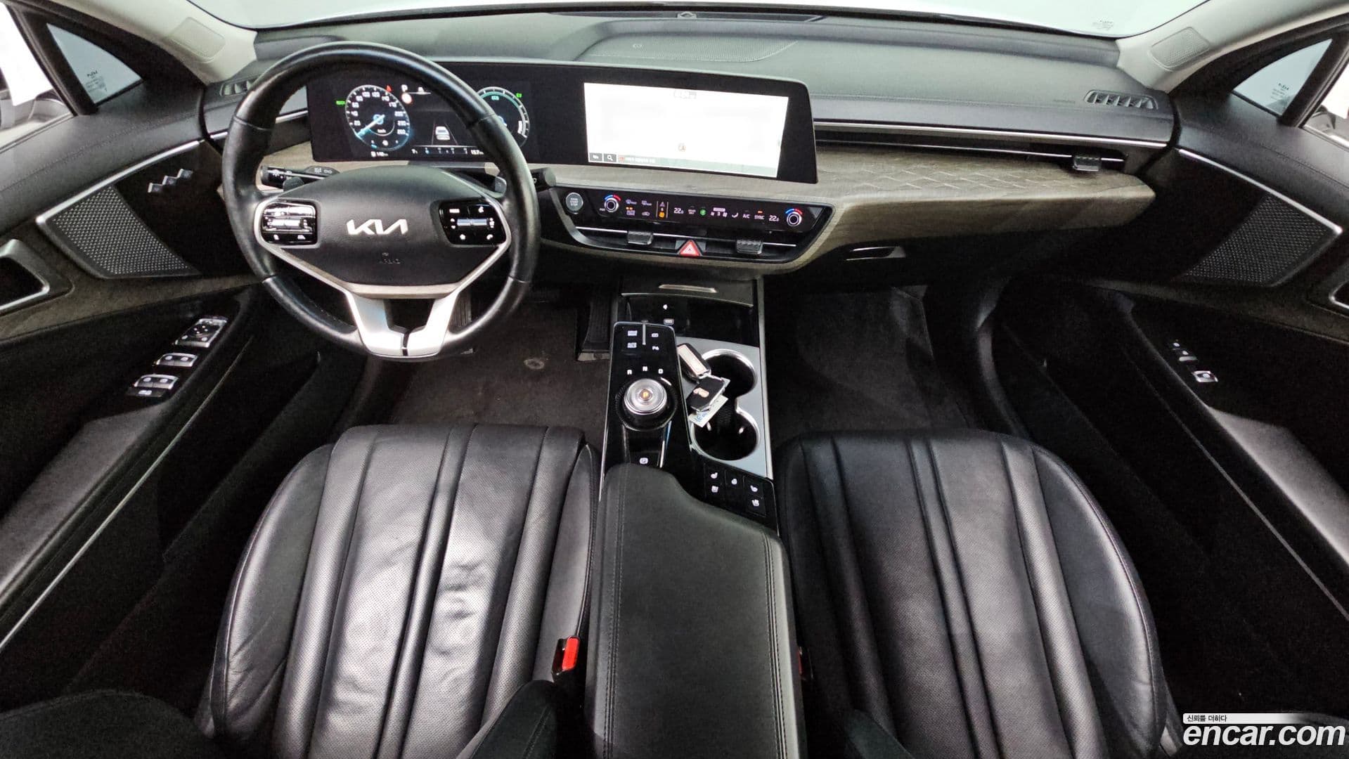 Main__Slider__Photo:K8 Kia 2022.10-6