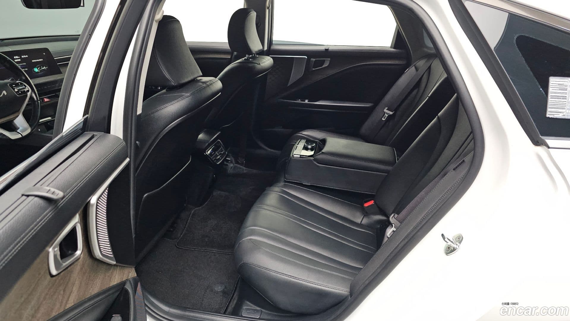 Main__Slider__Photo:K8 Kia 2022.10-10