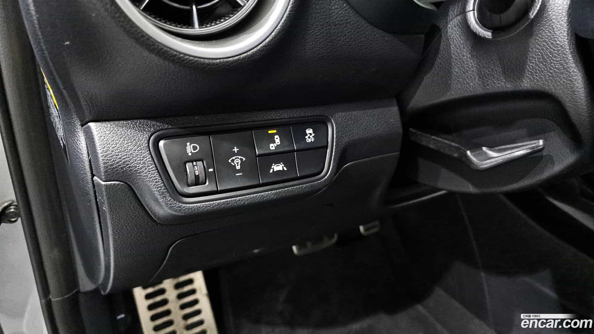 K3 Kia 2021.0-OPTION-019