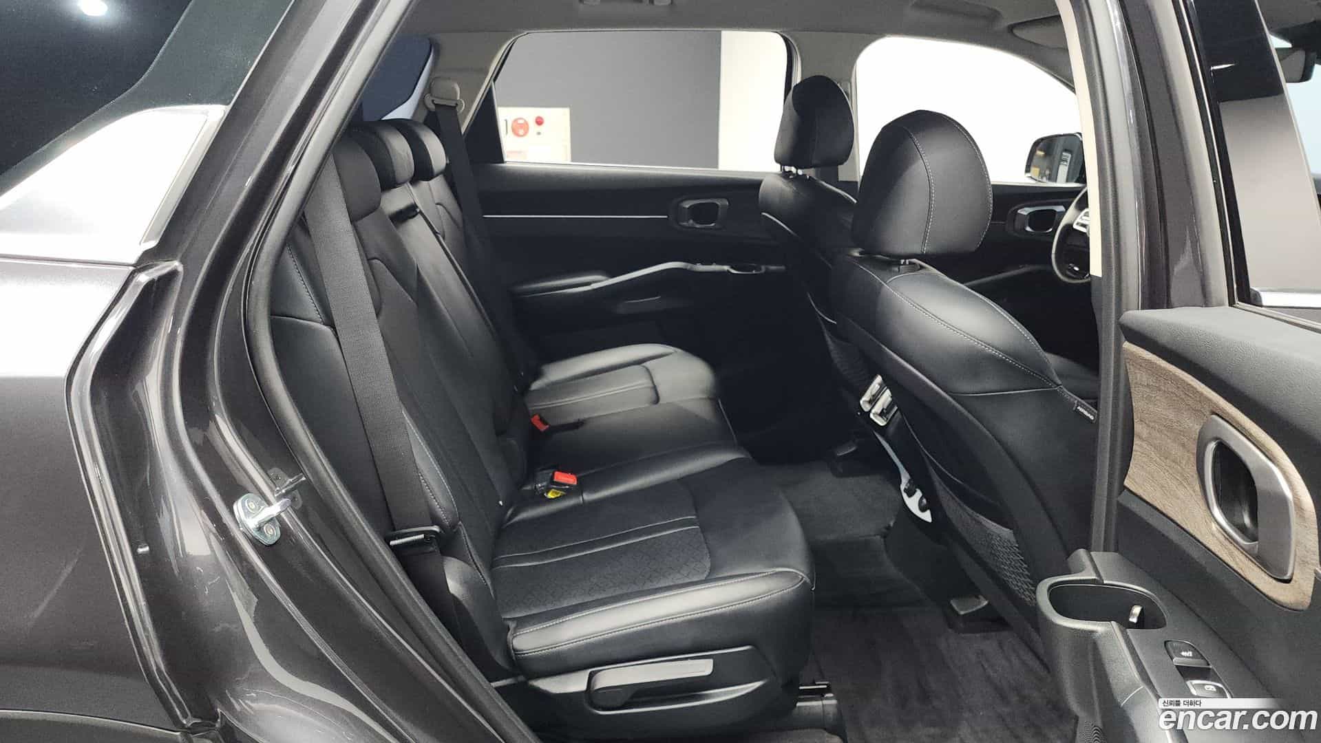 Sorento Kia 2021.3-OPTION-016