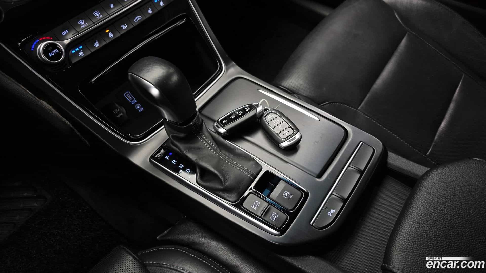 Grandeur Hyundai 2017.6-INNER-009