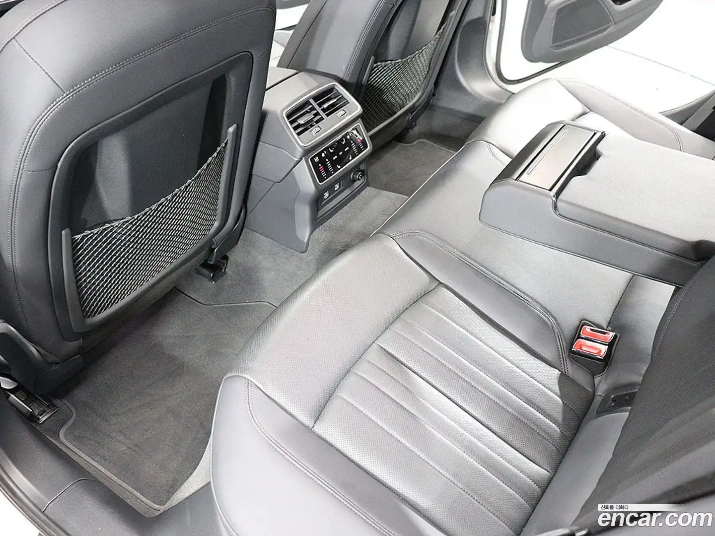 A6 Audi 2021.11-OPTION-019