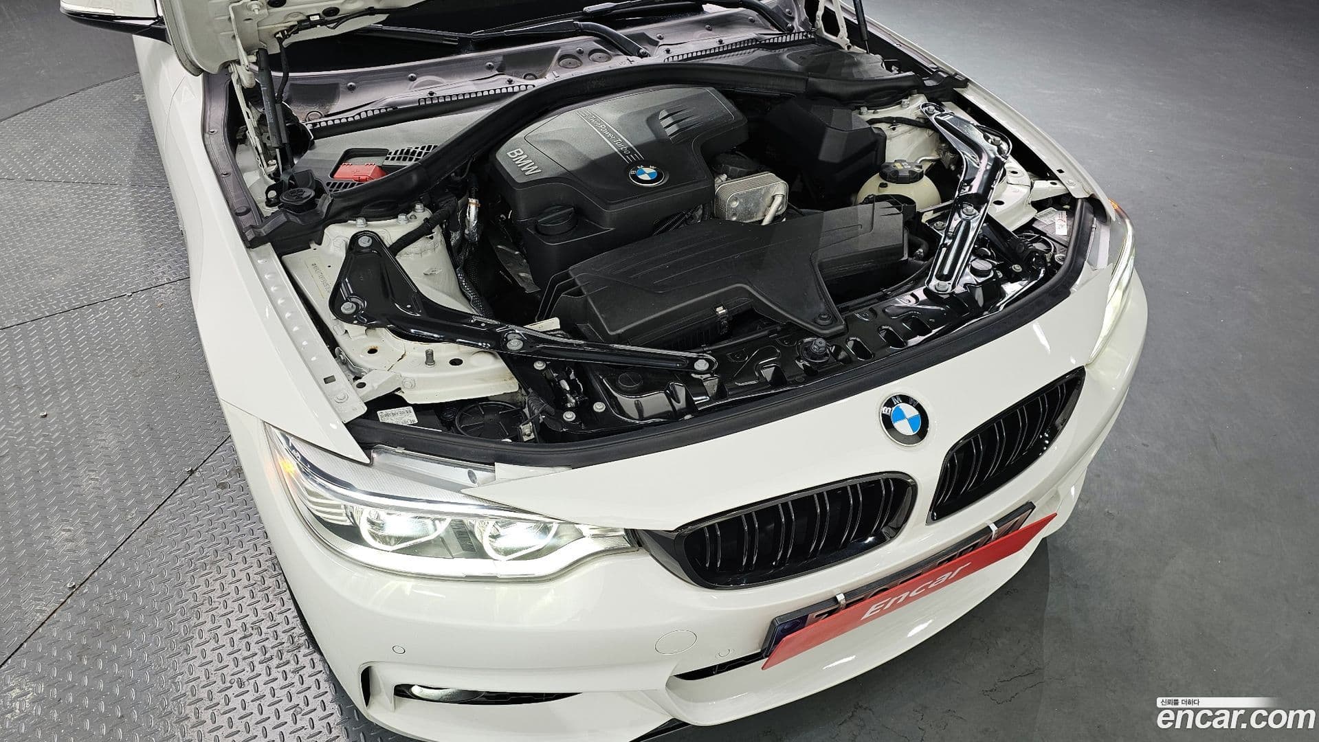 Main__Slider__Photo:4-Series BMW 2015.5-5