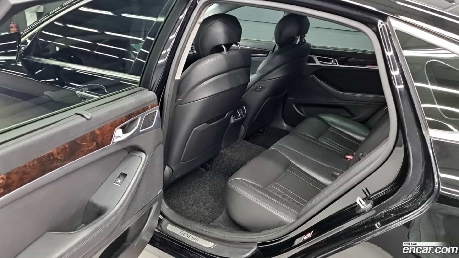 Genesis Hyundai 2016.2-OPTION-016