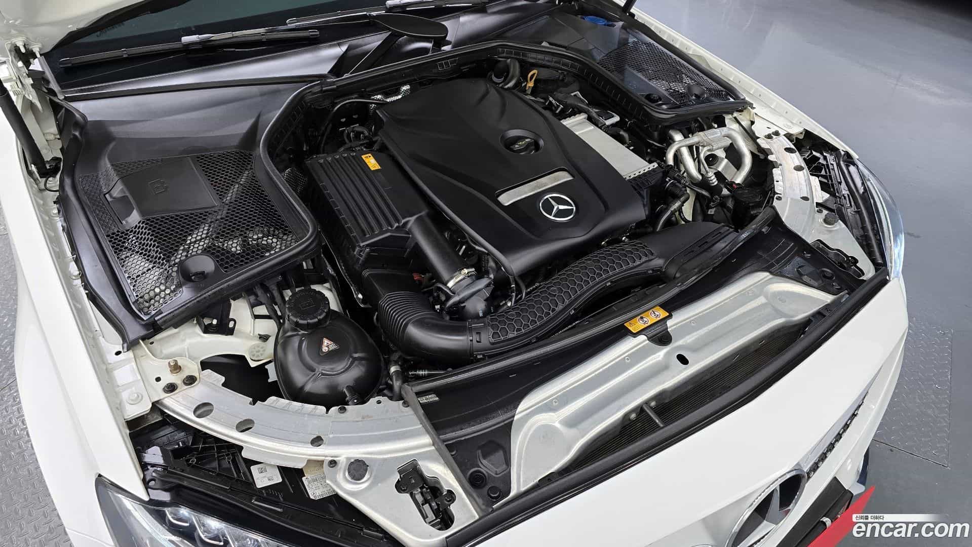 C-Class Mercedes-Benz 2018.4-INNER-006