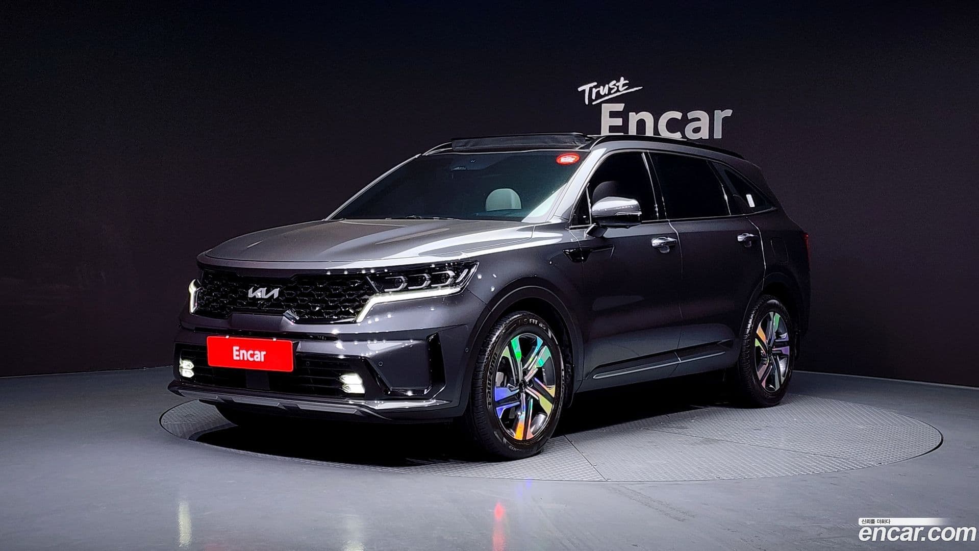 Main__Slider__Photo:Sorento Kia 2021.10-0