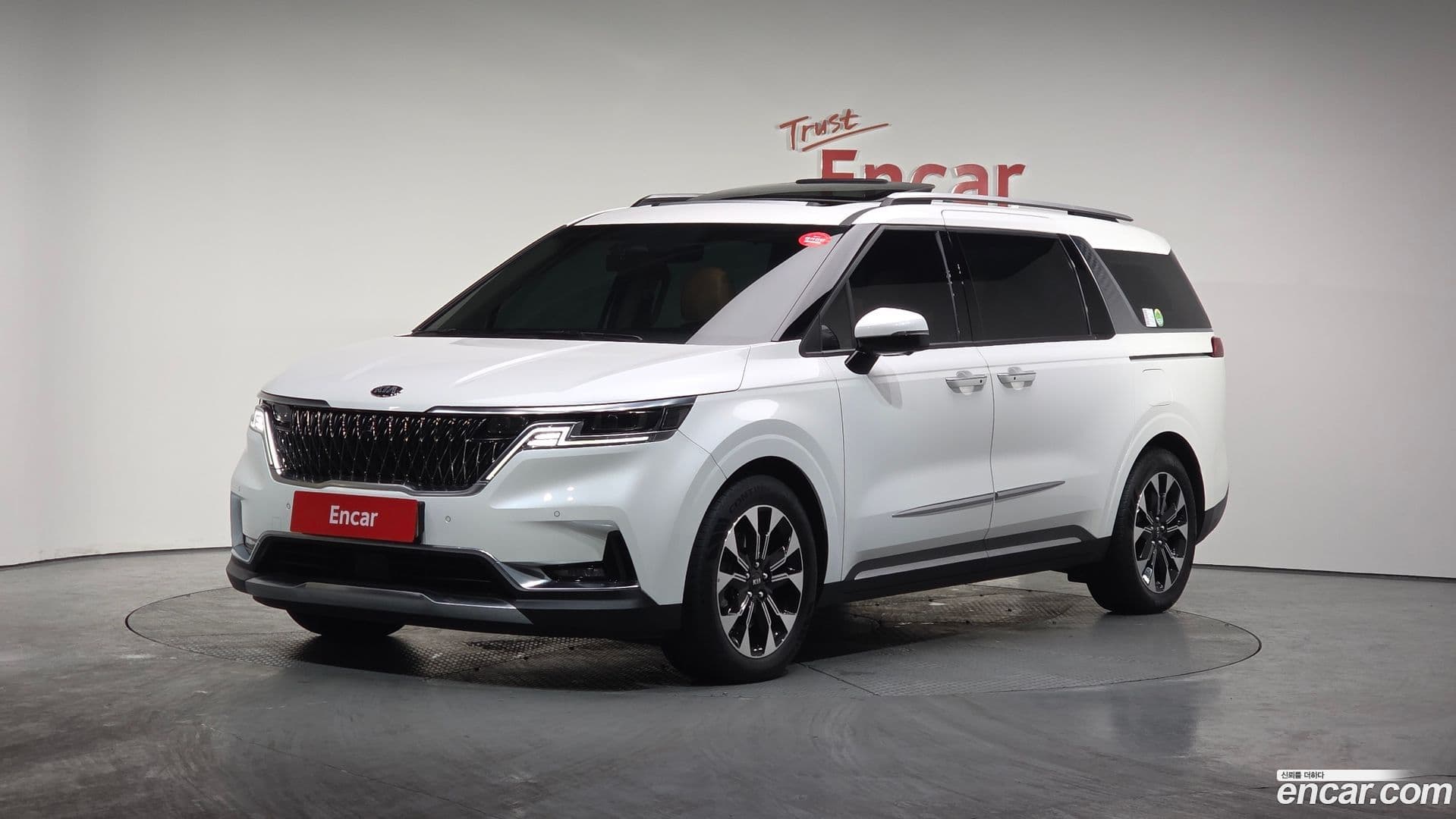 Main__Slider__Photo:Canival Kia 2021.0-0