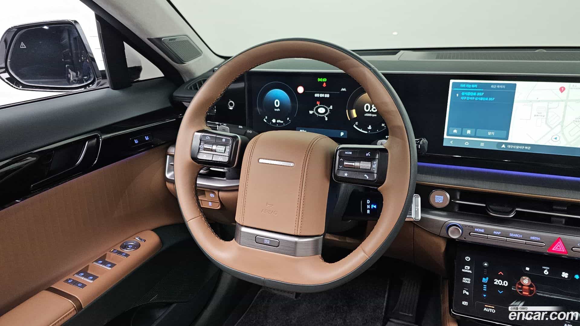 Grandeur Hyundai 2023.11-OPTION-017