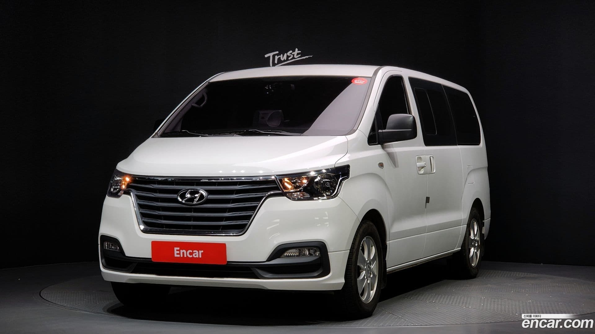 Main__Slider__Photo:Starex Hyundai 2019.4-0