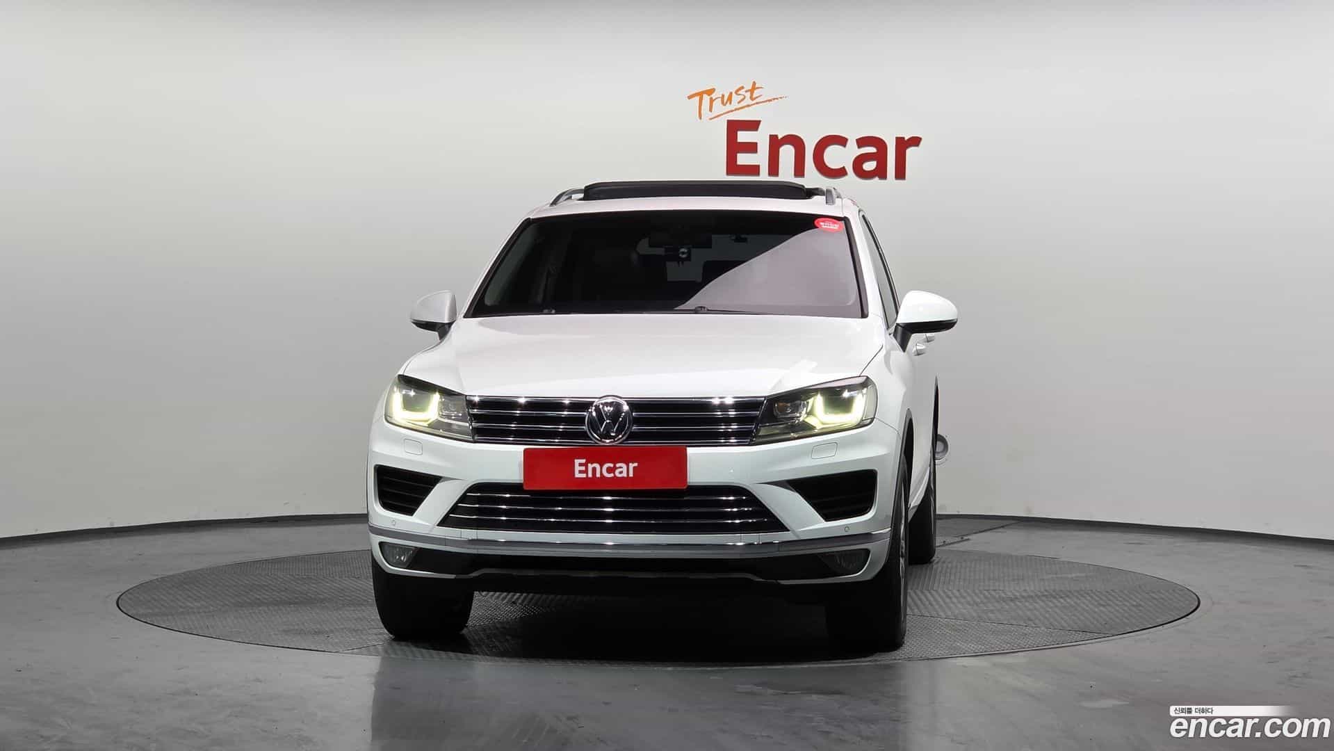 Touareg Volkswagen 2016.1-OUTER-003