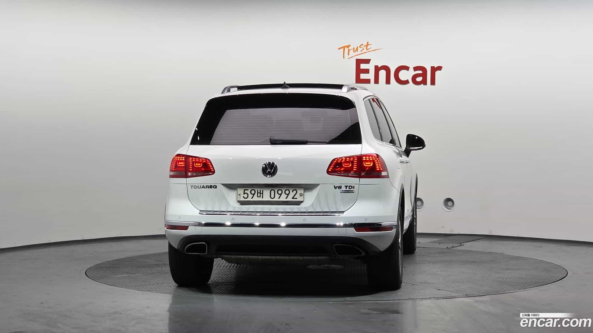 Touareg Volkswagen 2016.1-OUTER-004