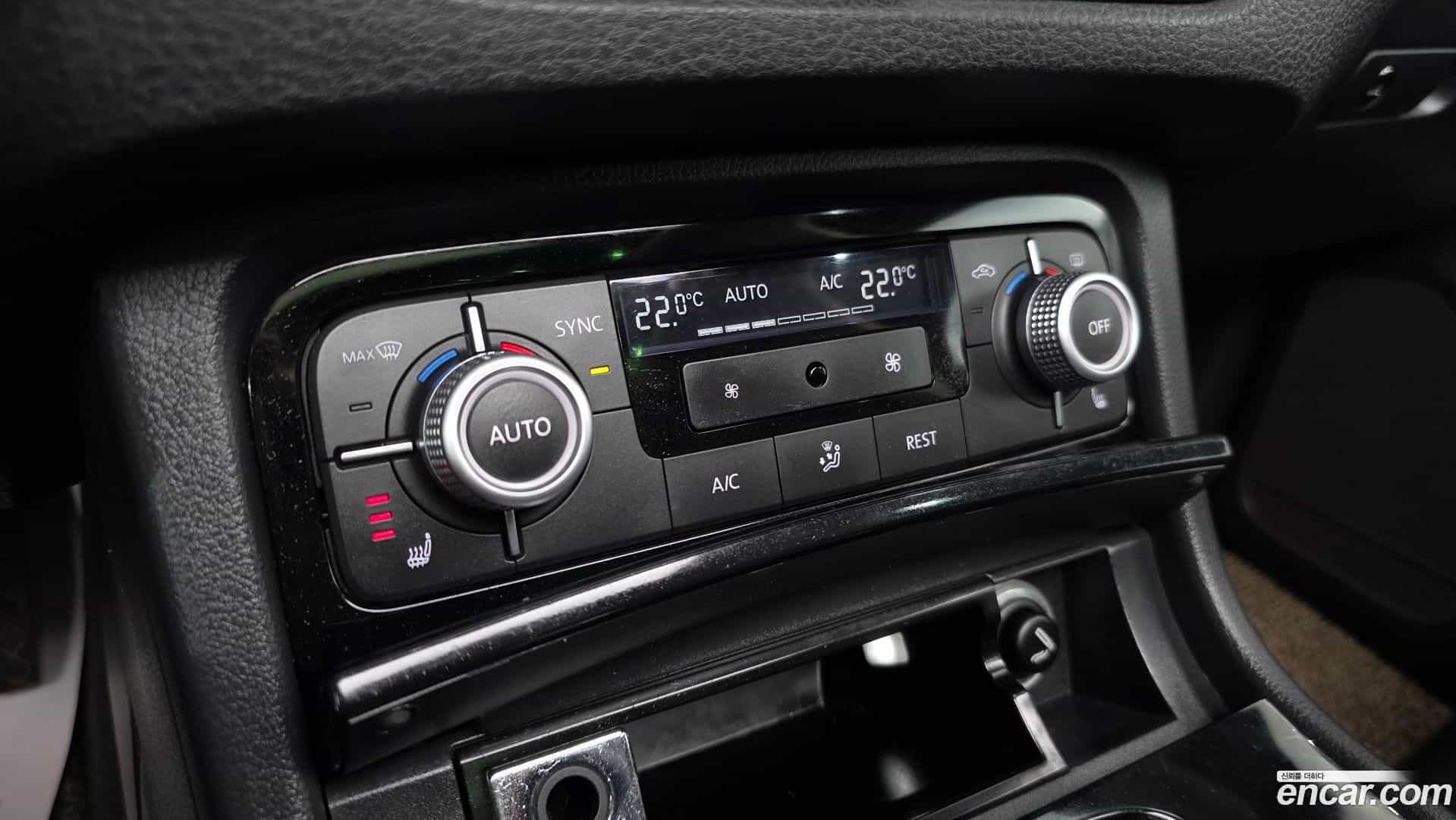 Touareg Volkswagen 2016.1-OPTION-020